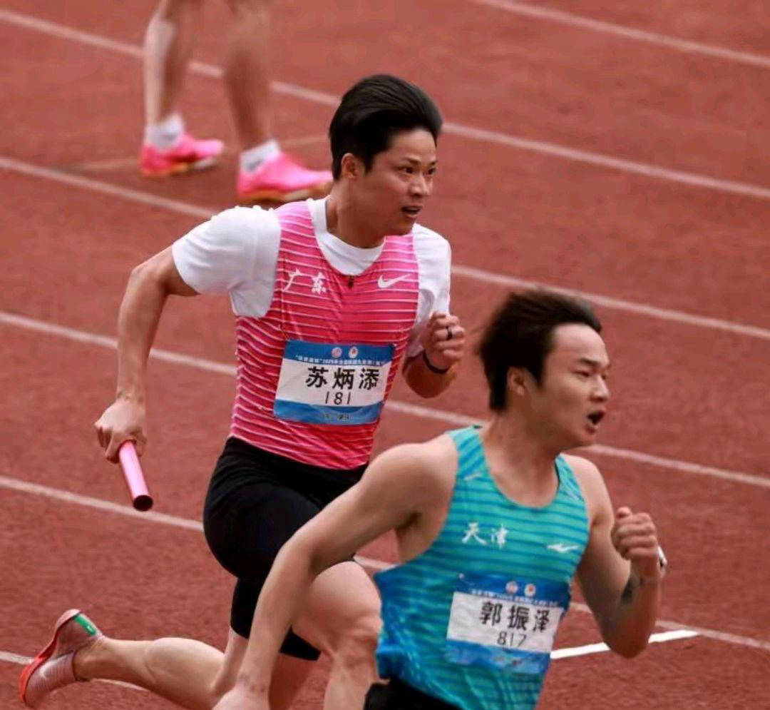 包含运动员实力碾压，尽展风采夺冠的词条
