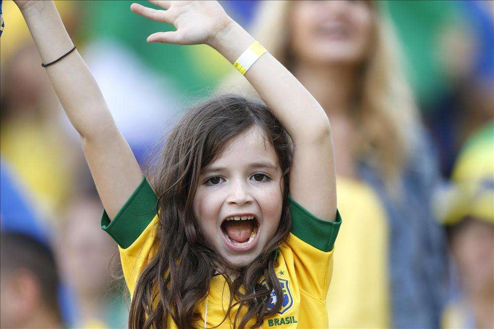 穆克塔里安首秀大胜，球队信心大增