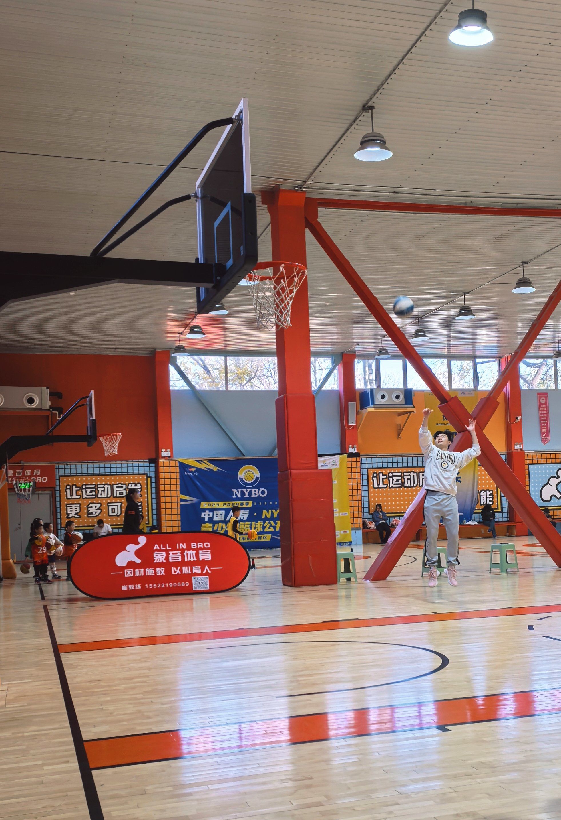 赛季扣篮,三分埋雷,篮球风云再创辉煌! 赛季扣篮,三分埋雷,篮球风云再创辉煌!