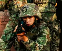 开云体育APP下载-侯城稳守护宅，进攻犀利如虎