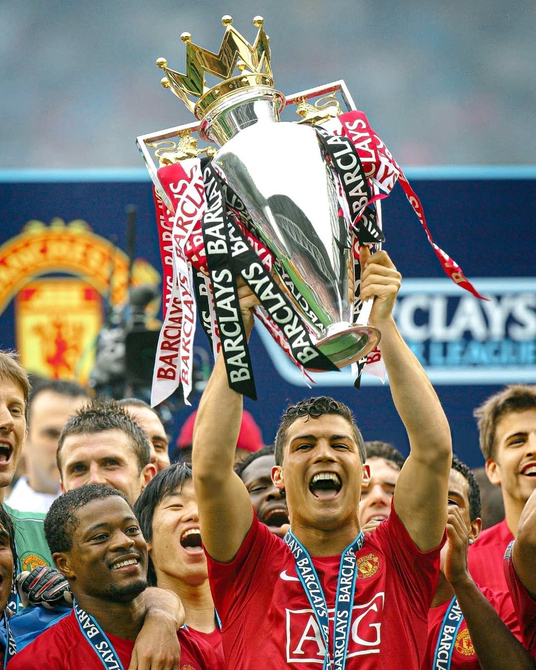 克罗托内主场大胜维罗纳，豪取胜利的简单介绍